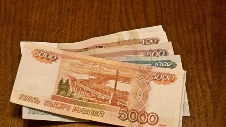«Напечатать фальшивку сложно»: где и как подделывают рубли