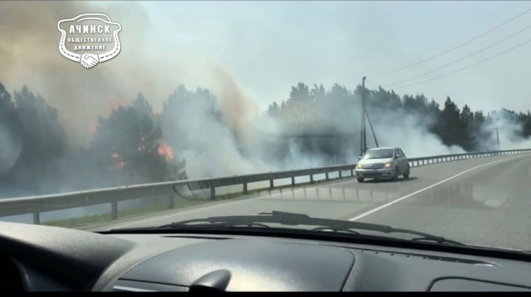 В Ачинске женщина на машине случайно переехала своего мужа